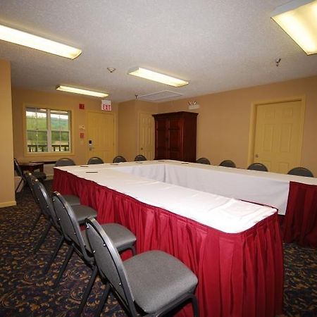 Newbury Inn Brookfield Ngoại thất bức ảnh