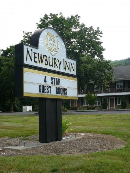 Newbury Inn Brookfield Ngoại thất bức ảnh