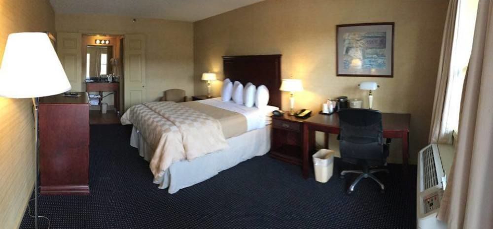 Newbury Inn Brookfield Ngoại thất bức ảnh